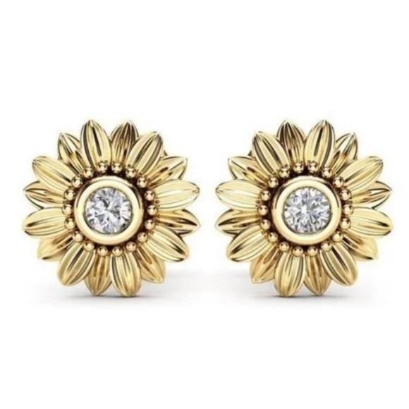 Jewelry - 18K YELLOW GOLD DIAMOND SUNFLOWER STUD EARRINGS, CUTE EARRINGS, WOW EARRINGS.